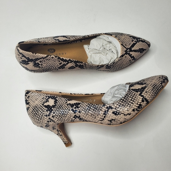 Riverberry Heel Pumps Snakeskin New - Picture 2 of 6